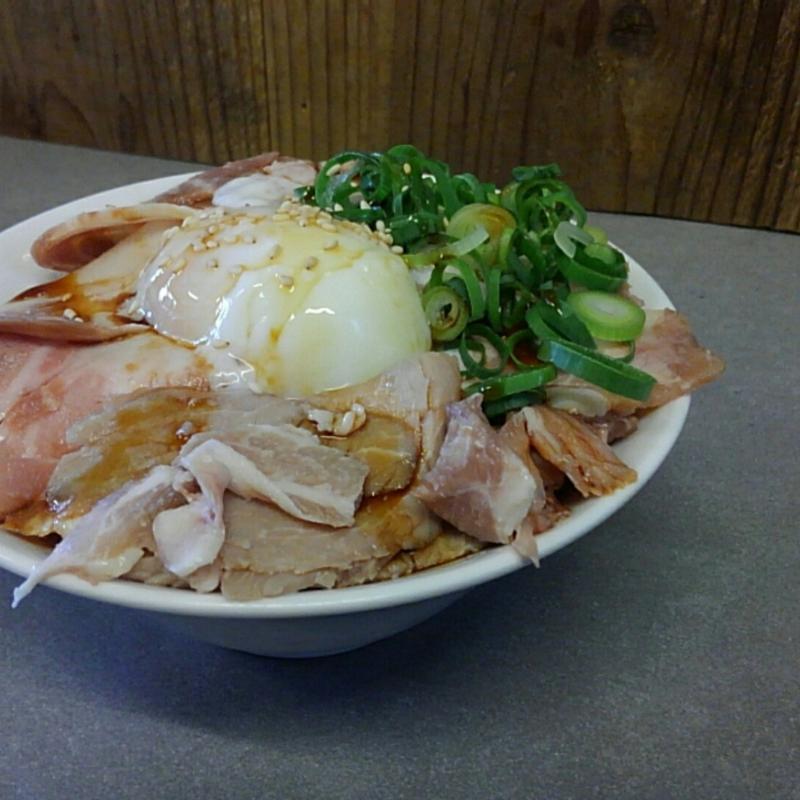 チャーシュー丼　小(伊吹いりこセンター)