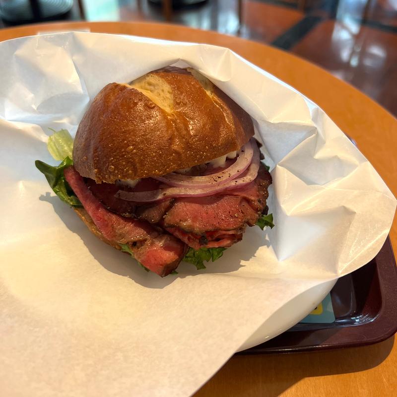 ローストビーフ&デンマーク産クリームチーズ(エクセルシオール カフェ 品川シーサイドフォレスト店)