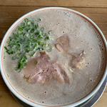 ラーメン(博多だるま 総本店)