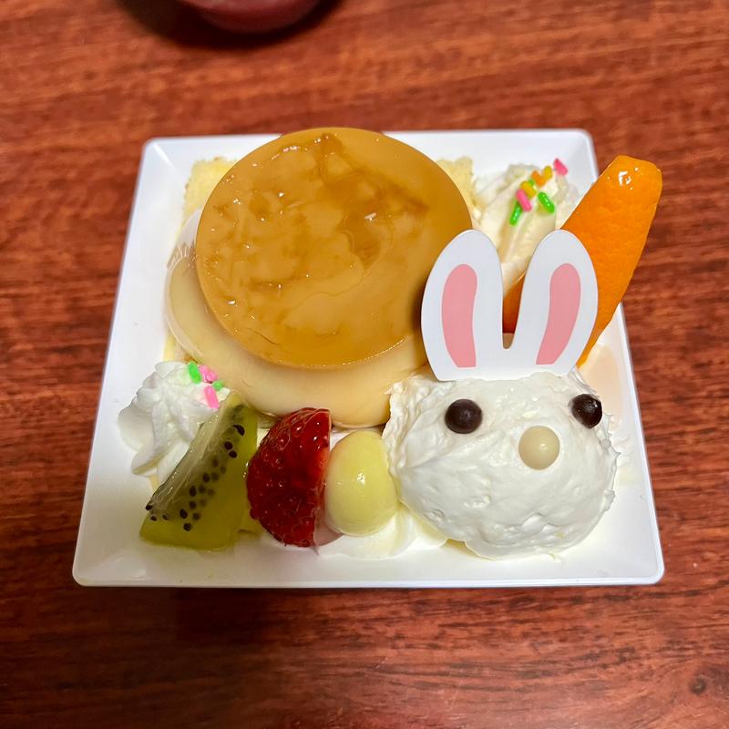 イースターうみたて卵プリンのアラモード(シャトレーゼ 山鹿店 （Chateraise）)