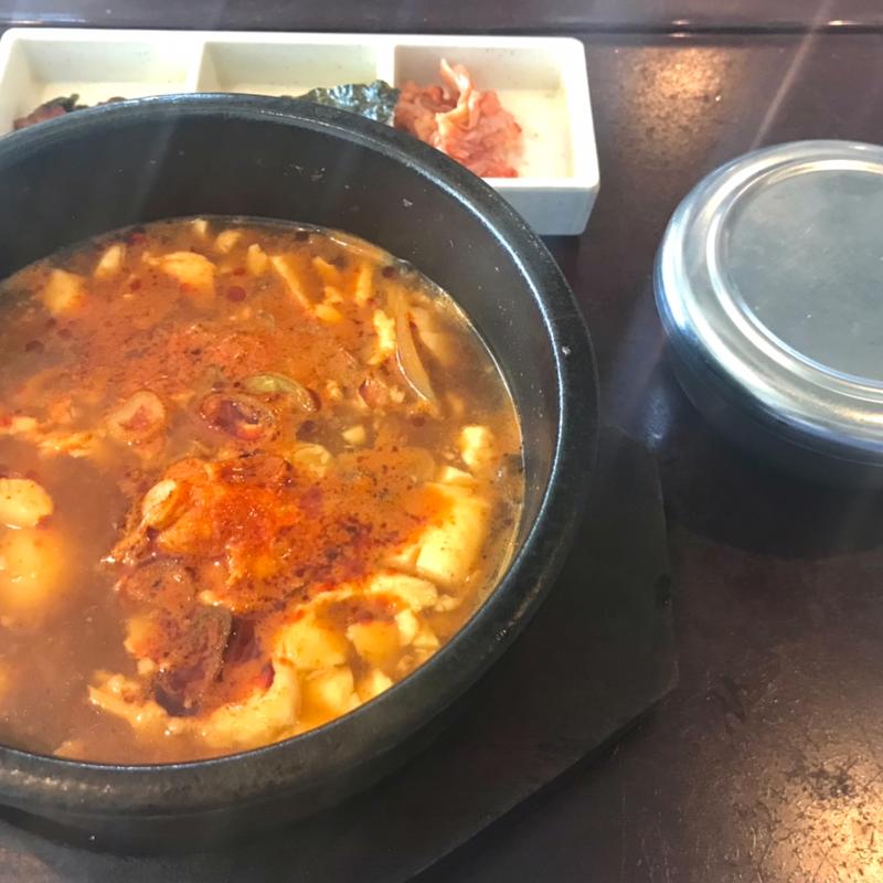 スンドゥブ定食(LEE MART 大阪コリアタウン本店)