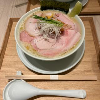 鶏白湯ちゃーしゅう麺(Nippon Ramen 凛 離れ)