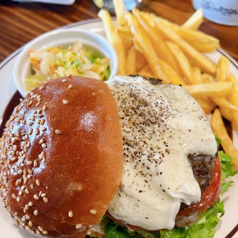 ゴルゴンハニーバーガー(クッカーズ・グリル)