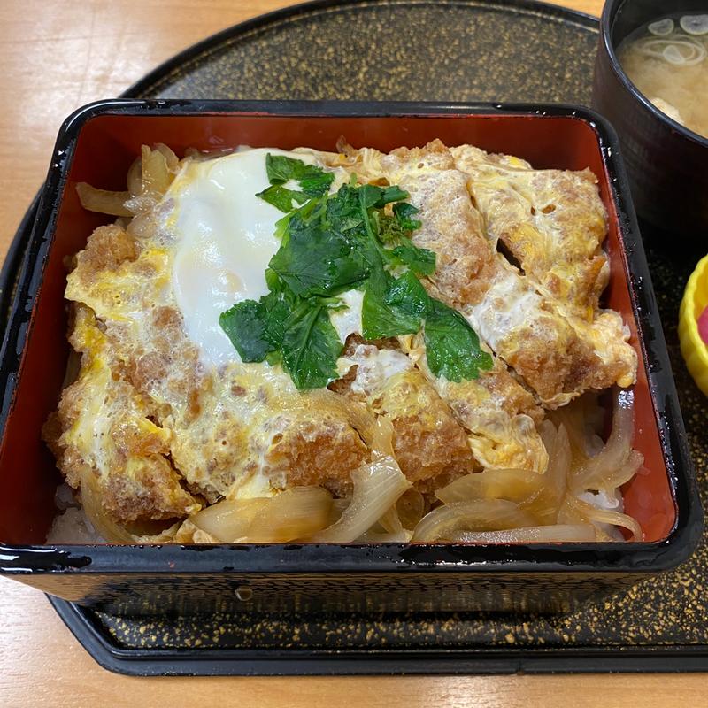 甲州煮かつ重(みはらし亭 )