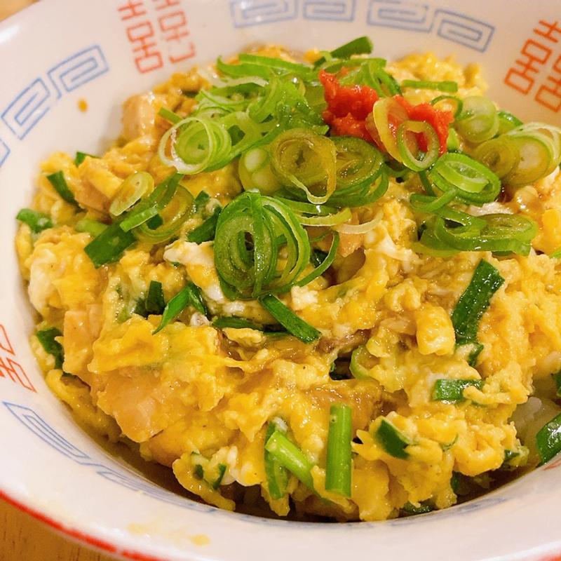 チャーシューニラ玉丼(ごんちゃん )