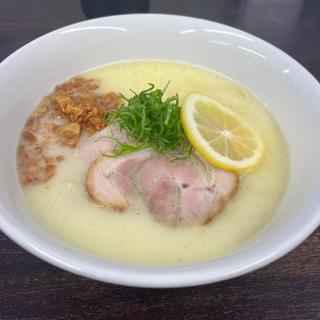 鶏白湯ラーメン(自家製麺 らーめん・ごはん 倉家)