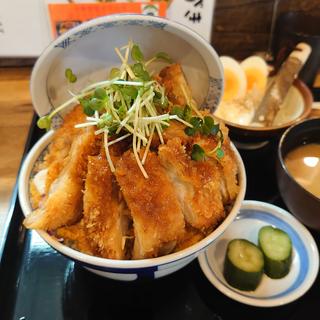 チキンカツ丼定食(すずの木)