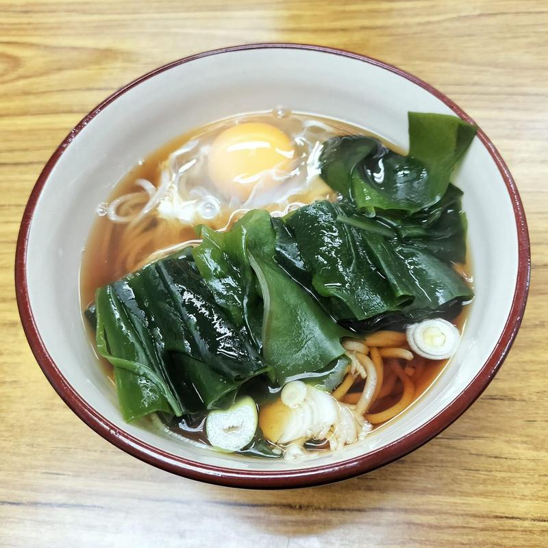 若布そば 卵(尾久そば)