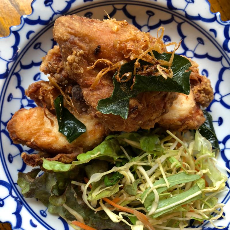 クリスピーチキン(カフィアライム)