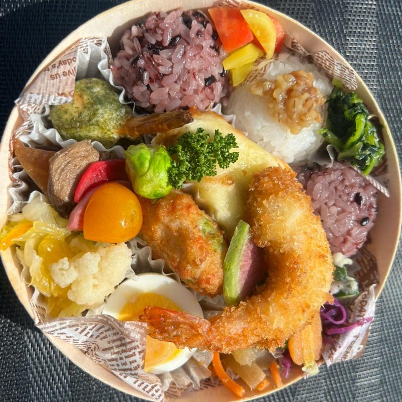 大自然の恵みのお弁当(ギャラリーカフェ鵤樂舎（いかるががくしゃ）)