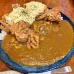 タルタルからあげカレー(おさむ)