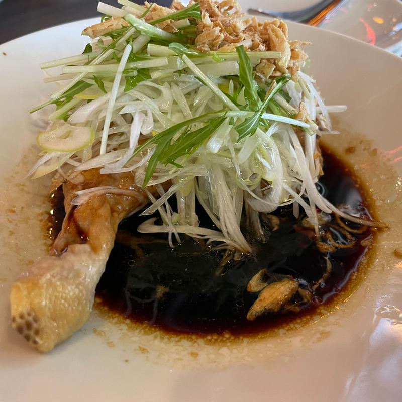 蒸し鶏のネギ醤油(青山シャンウェイ渋谷店)