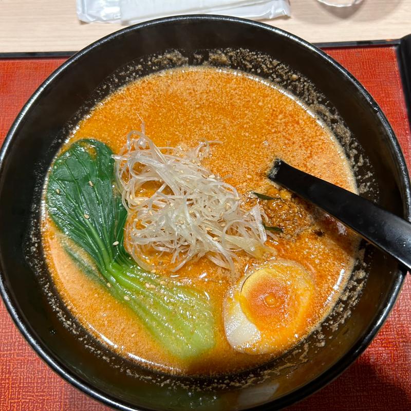 ごま味噌坦々ラーメン(麺匠 竹虎 沖縄新都心店 )