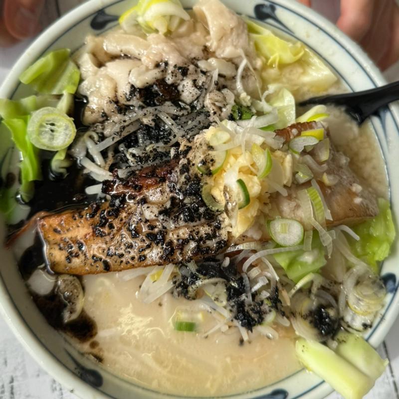 黒豚骨らーめん(男前☆飛雄馬 総本店 （おとこまえ☆ひゅうま）)