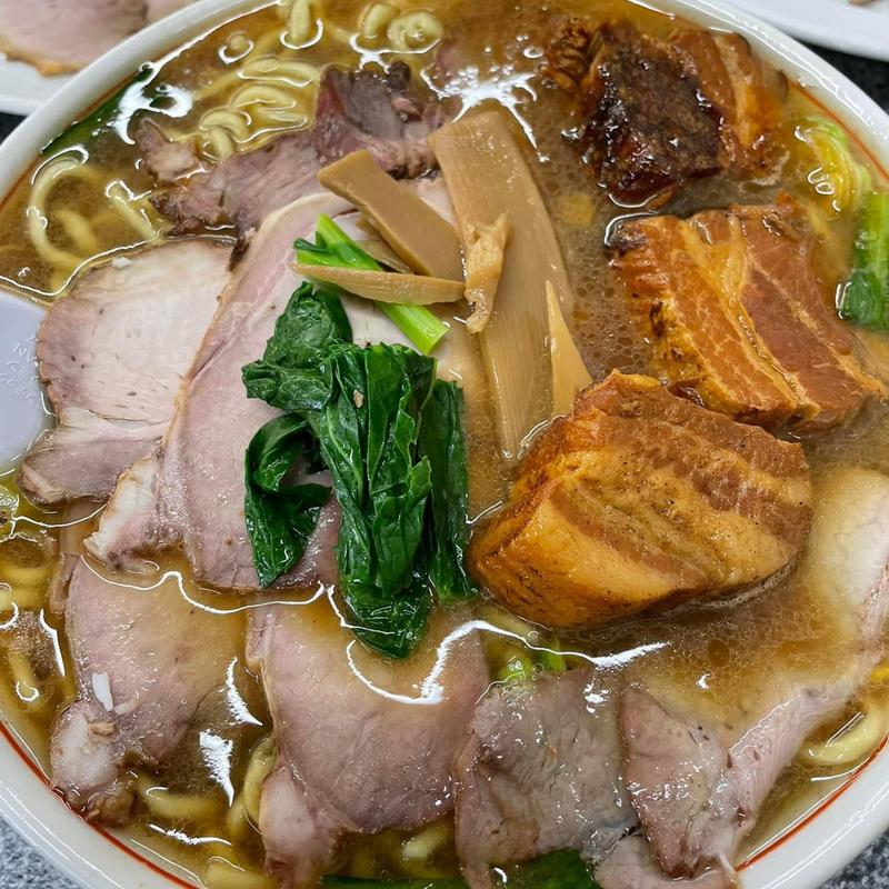 角煮チャーシュー 大盛り 麺硬(手打らーめん 勝龍)