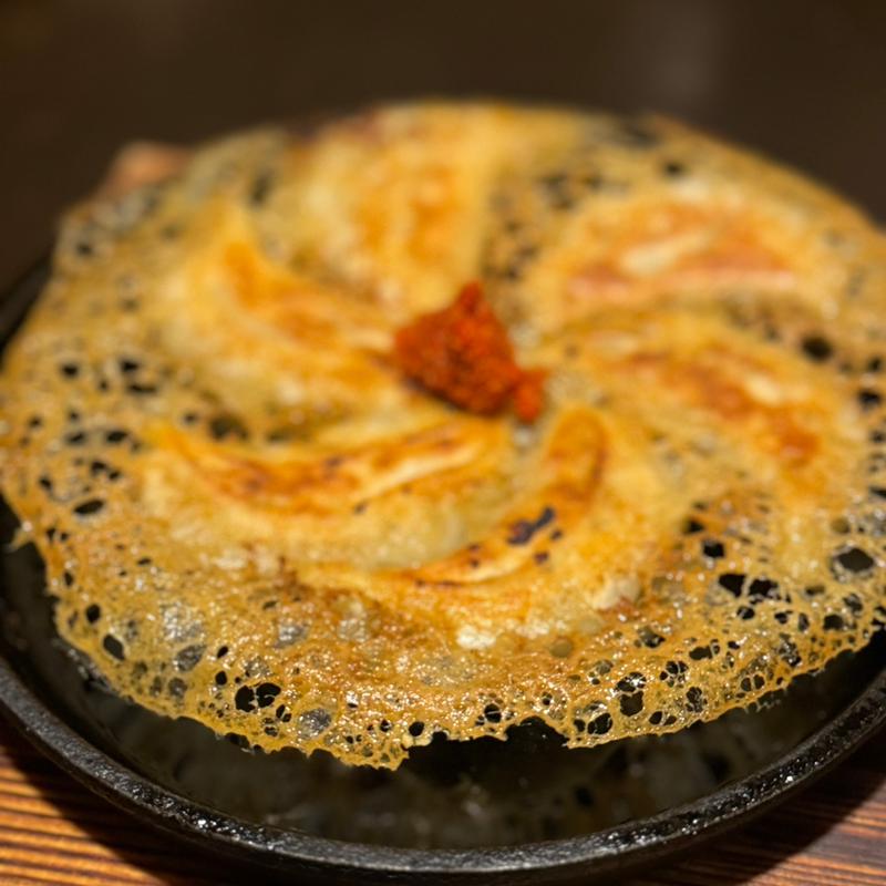 鉄なべ餃子(焼鳥 備長吉兆や 天神親富孝通り本店)