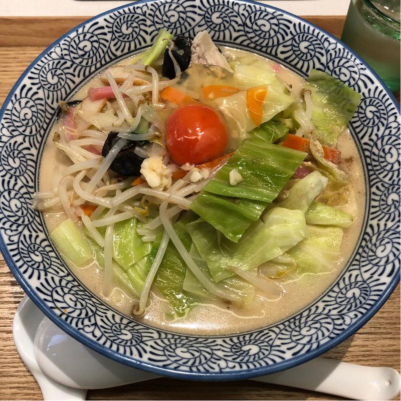 濃厚月見ちゃんぽん中盛(ちゃんぽん イチバンケン)