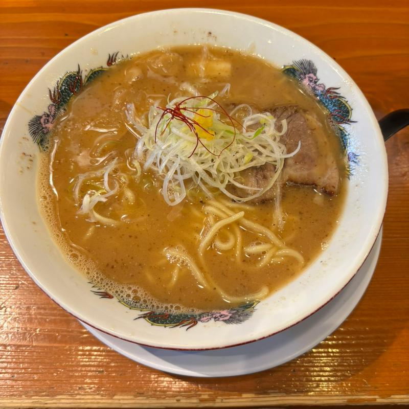 濃厚ラーメン(醤油らーめん ピース)