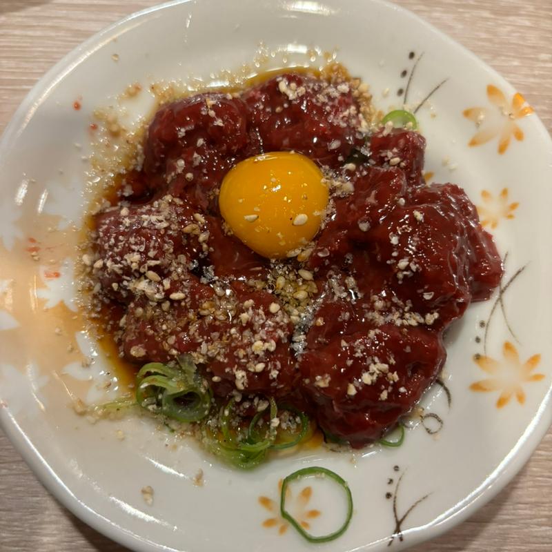 チレ刺身(和風もつ料理 あらた )