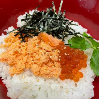 焼き鮭といくらのお茶漬け(ぐぅ エミオ東久留米店)