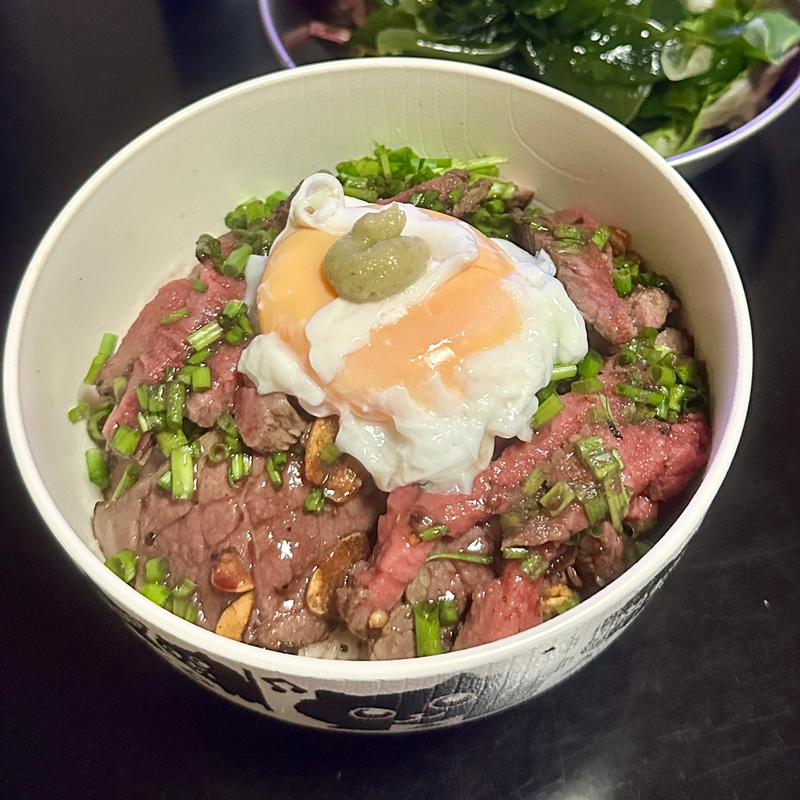 ローストビーフ丼(生鮮市場TOP 船橋日大前店)