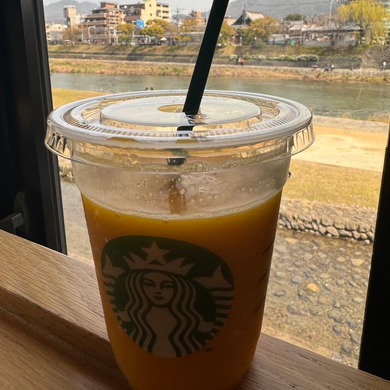 マンゴーパッションティーフラペチーノ(スターバックス・コーヒー 京都三条大橋店 )