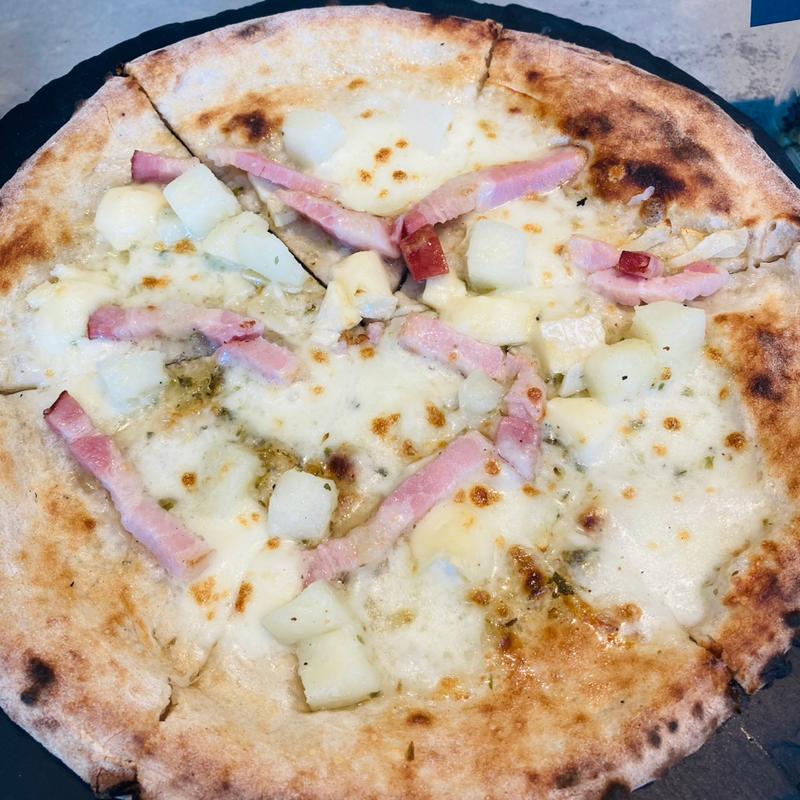 (800°degrees artisan pizzeria)