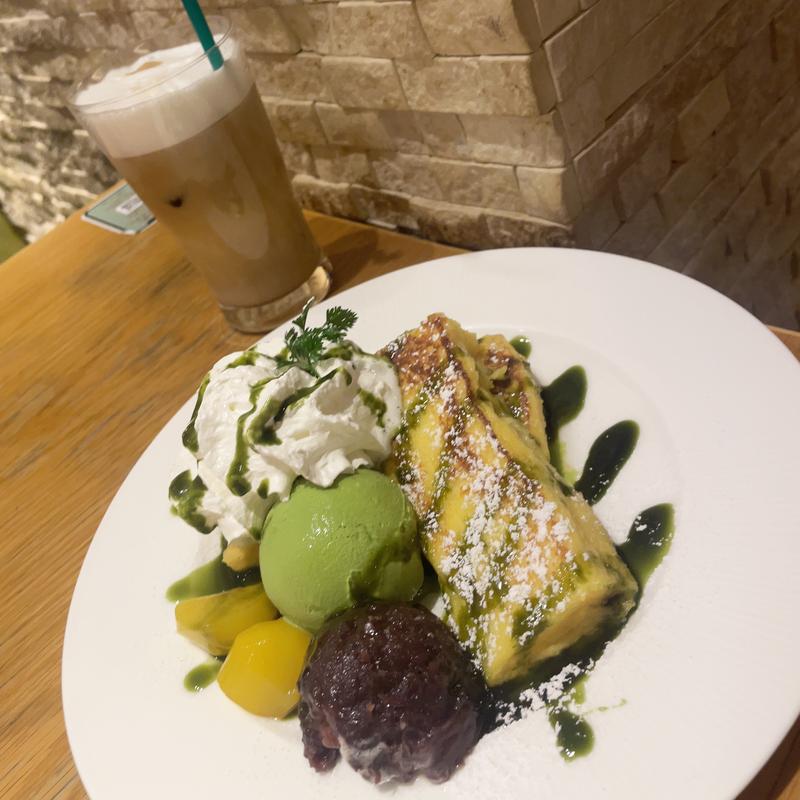 抹茶小豆のフレンチトースト➕アイスカフェラテ(ツリーカフェ（Tree Cafe）)
