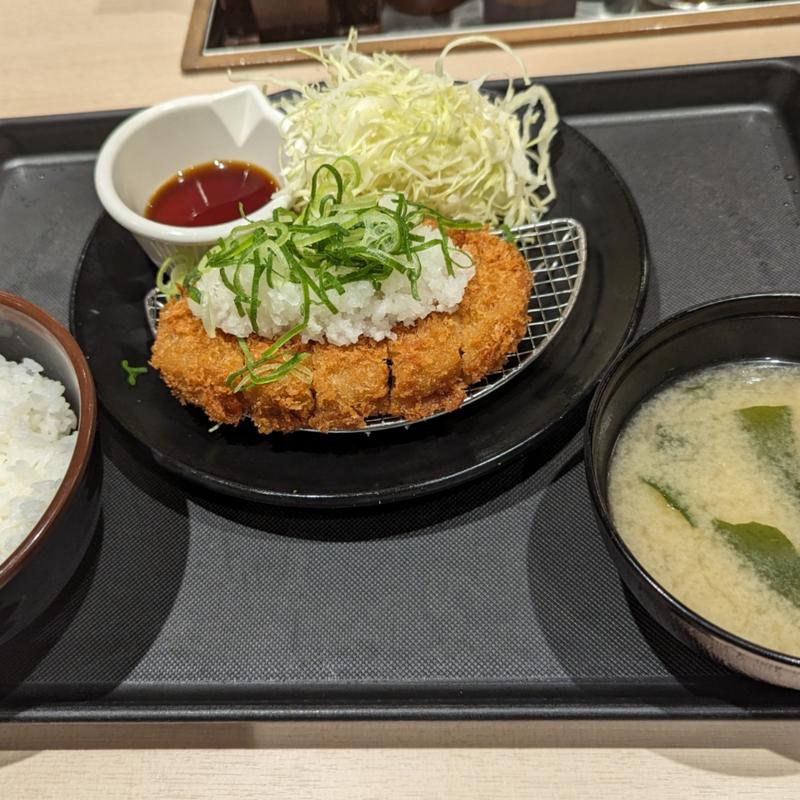 鬼おろしポン酢ロースかつ定食(松のや)