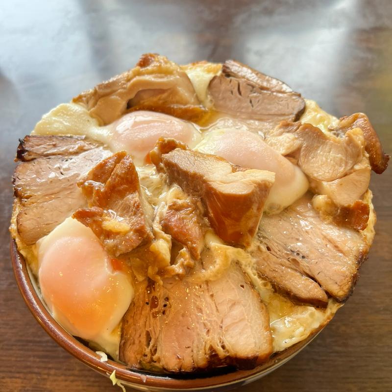 焼豚エッグ丼(秋山食堂)