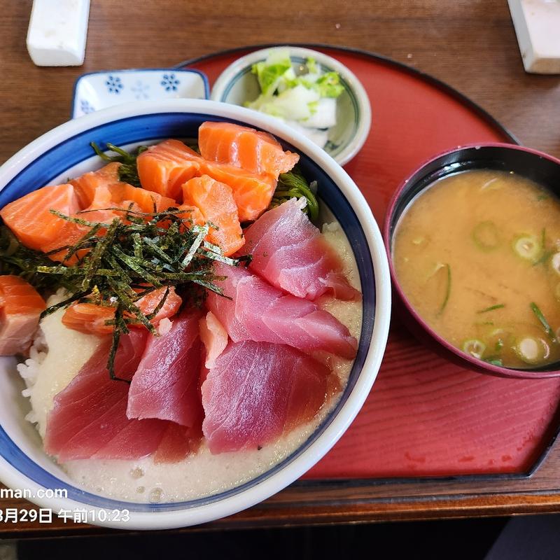 スタミナ丼(お食事処一力)