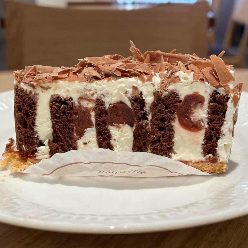 キッシュトルテ(巴裡 小川軒 目黒店)