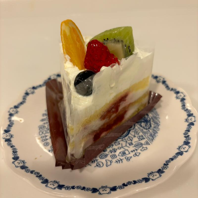 果実たっぷりショート(シャトレーゼ LABI品川大井町店)