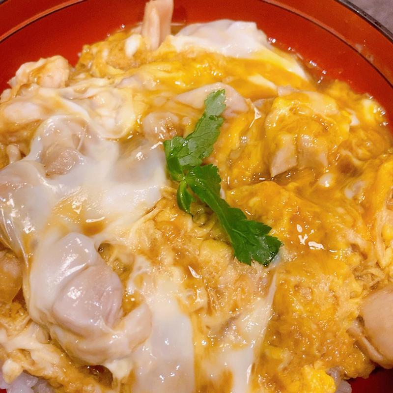 香草美水鶏親子丼(鶏三和 イオンモール広島府中店 （トリサンワ）)