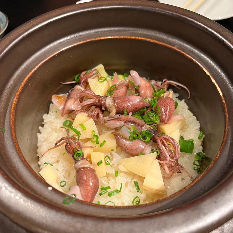 季節の釜めし　ホタルイカと筍(賛 SUN)