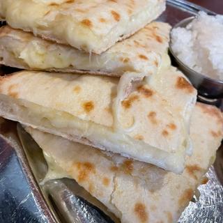 チーズナン(ガズル 東久留米店 )