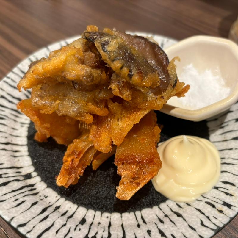 エイヒレとキクラゲの天ぷら(立ち呑みソメアカ)