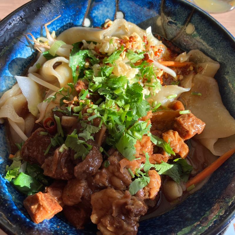 Spicy Beef Noodle Soup(ShaoKao - Chinesische Cuisine)
