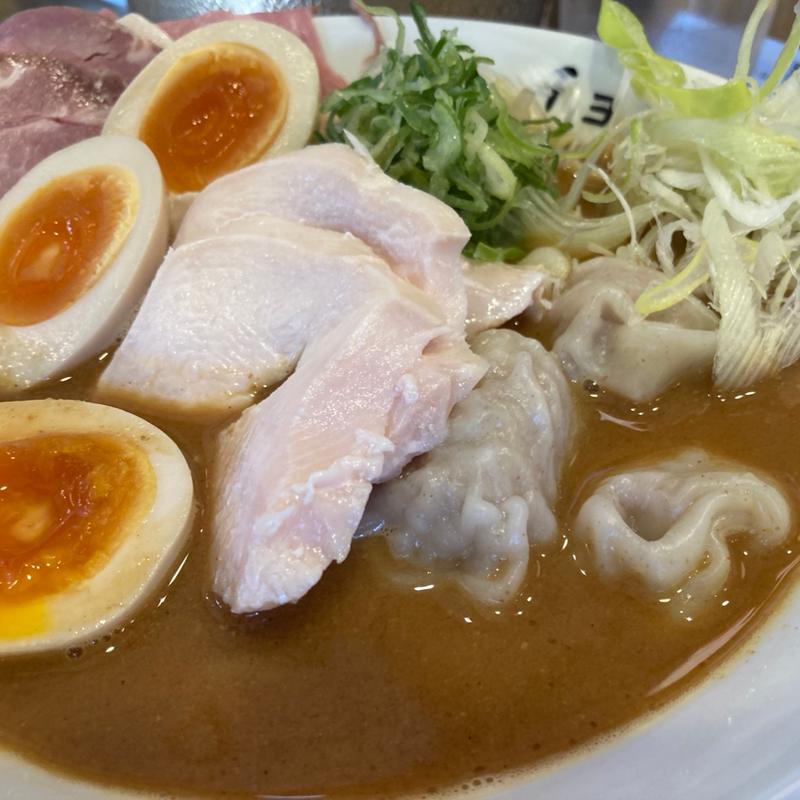 ラーメン　弍(らーめん チョンマゲ 高知本店)