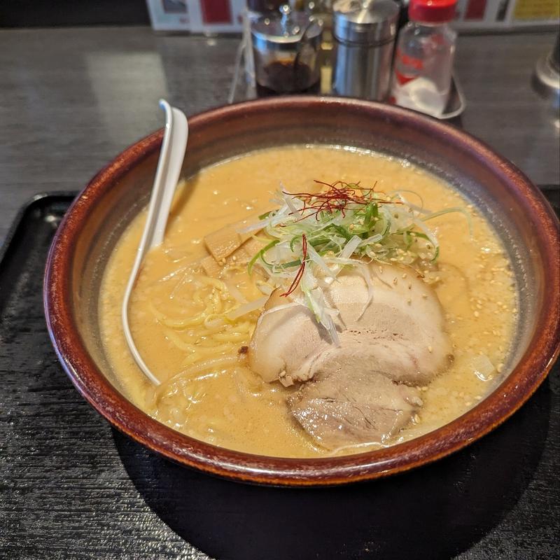 みそとんこつそば(おいらのめん蔵 イオン三川店)