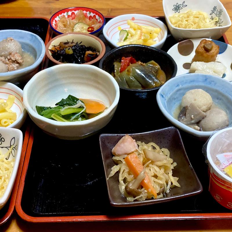 おばんざい取り放題(なおみん家 別邸)