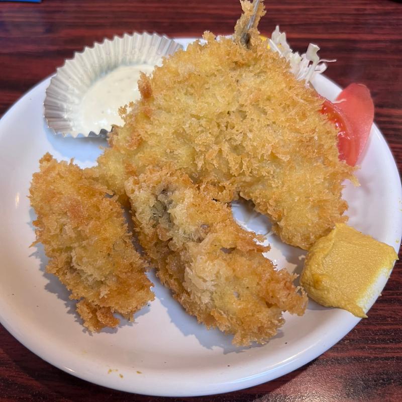 カキフライとアジフライ(丸千葉)