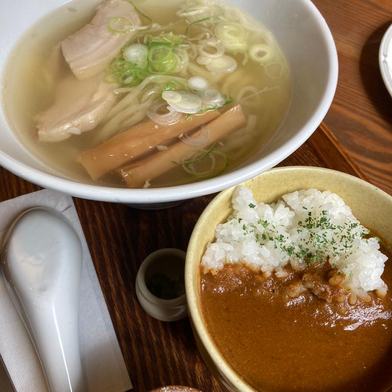 山塩ラーメン(DECCORA)