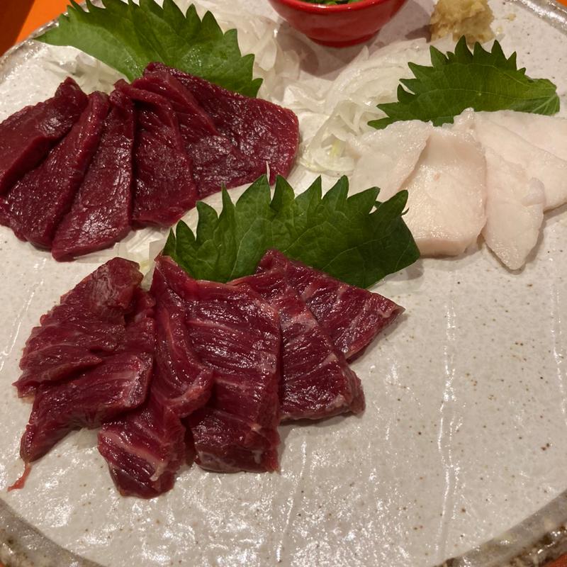 馬刺し3種盛り(牛もつ鍋 なの川)