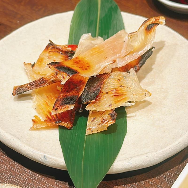 えいひれ炙り(季すずめ)