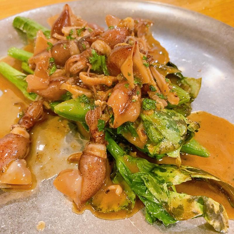 菜の花とスナップエンドウソテーほたるいかソース(バル鈴５)