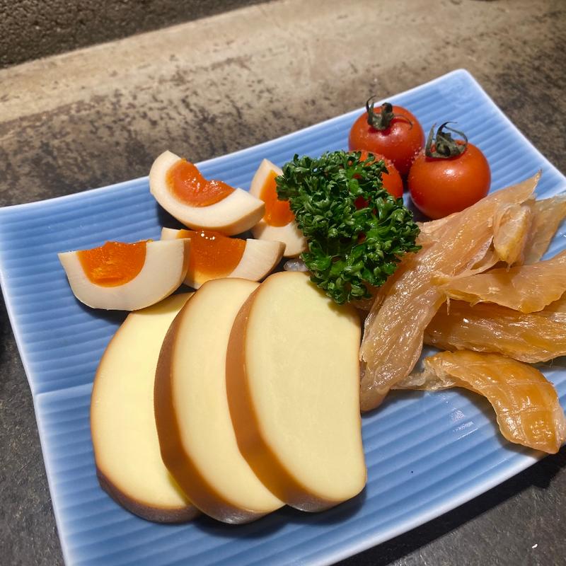 自家製燻製おつまみ盛り合わせ(ケブリノ)