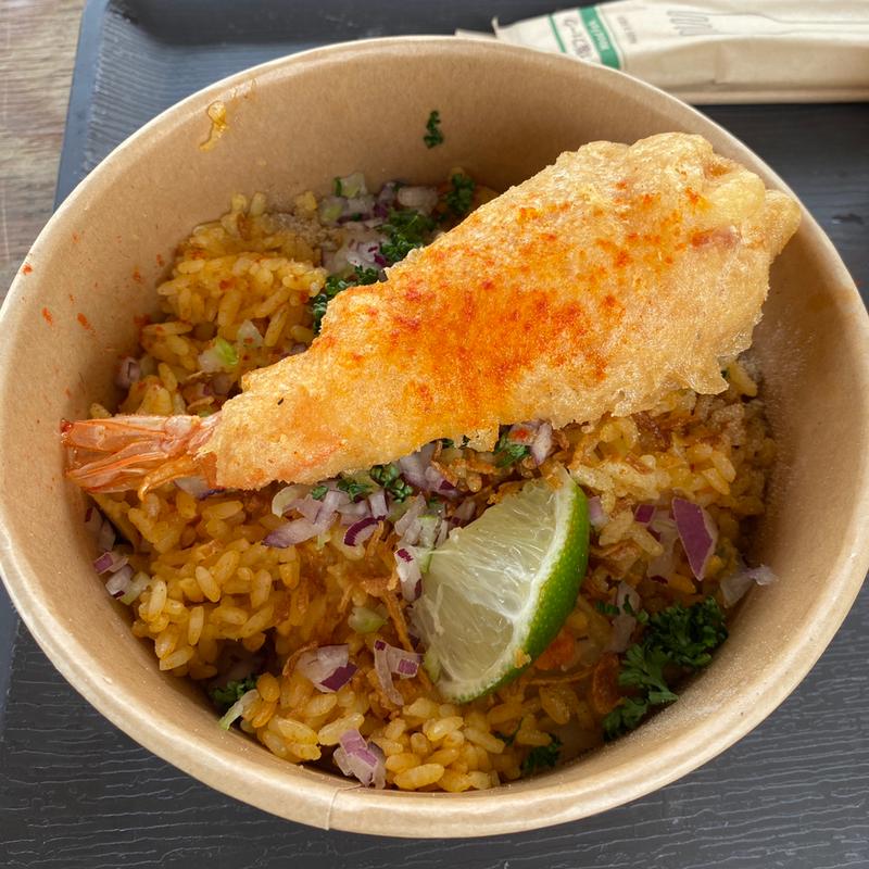 海老のフリットのせパエリア(マーケテリア)