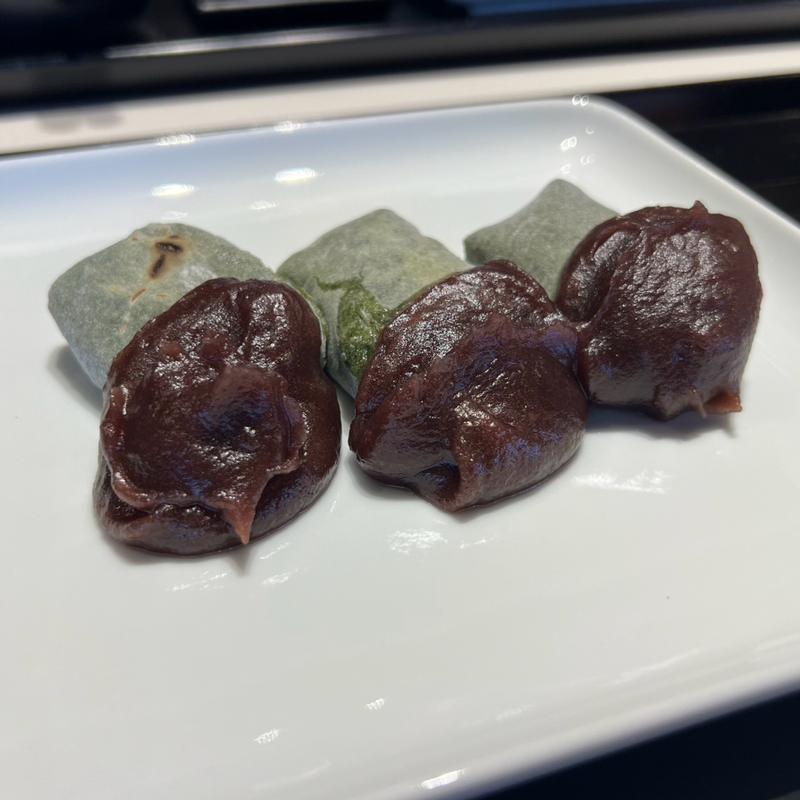 よもぎ餅(虎屋茶寮 赤坂店)