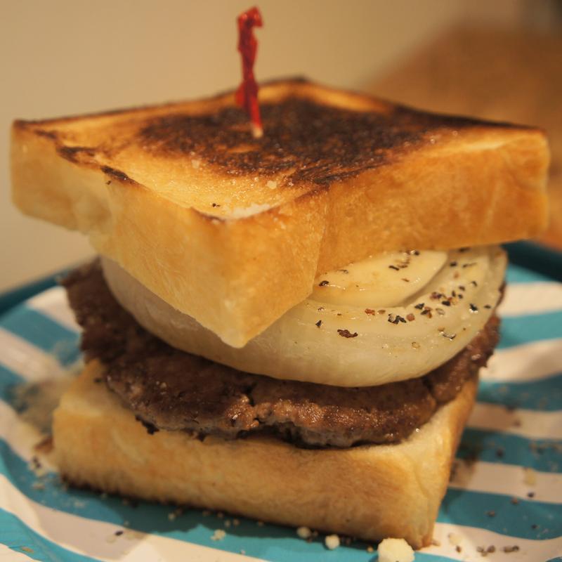 厚切り！オニオンステーキバーガー(BAKERY & BURGER JB'S TOKYO)